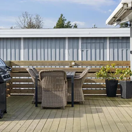 1109 Holiday home *